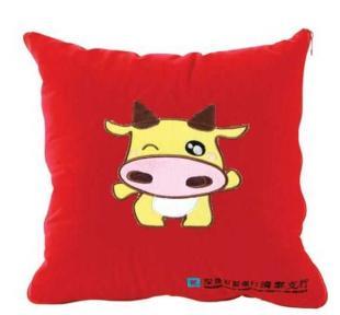 特价旺牛植绒抱枕被(卡通)_礼品.工艺品.饰品_世界工厂网中国产品信息库