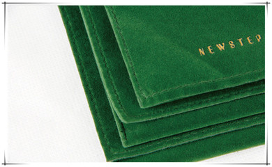 奢侈品包装中的艺术 珠宝首饰盒工艺植绒之美